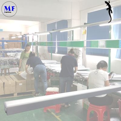 5 Years Warranty LED Tri-Proof Linear Light IP40 Indoor Use 20W 180lm/W for Supermarket, Shopping Mall, Office